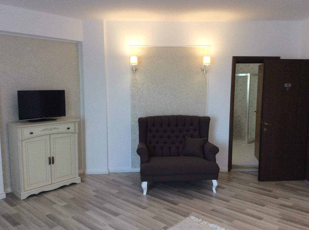 Vila Royal Urziceni Kültér fotó